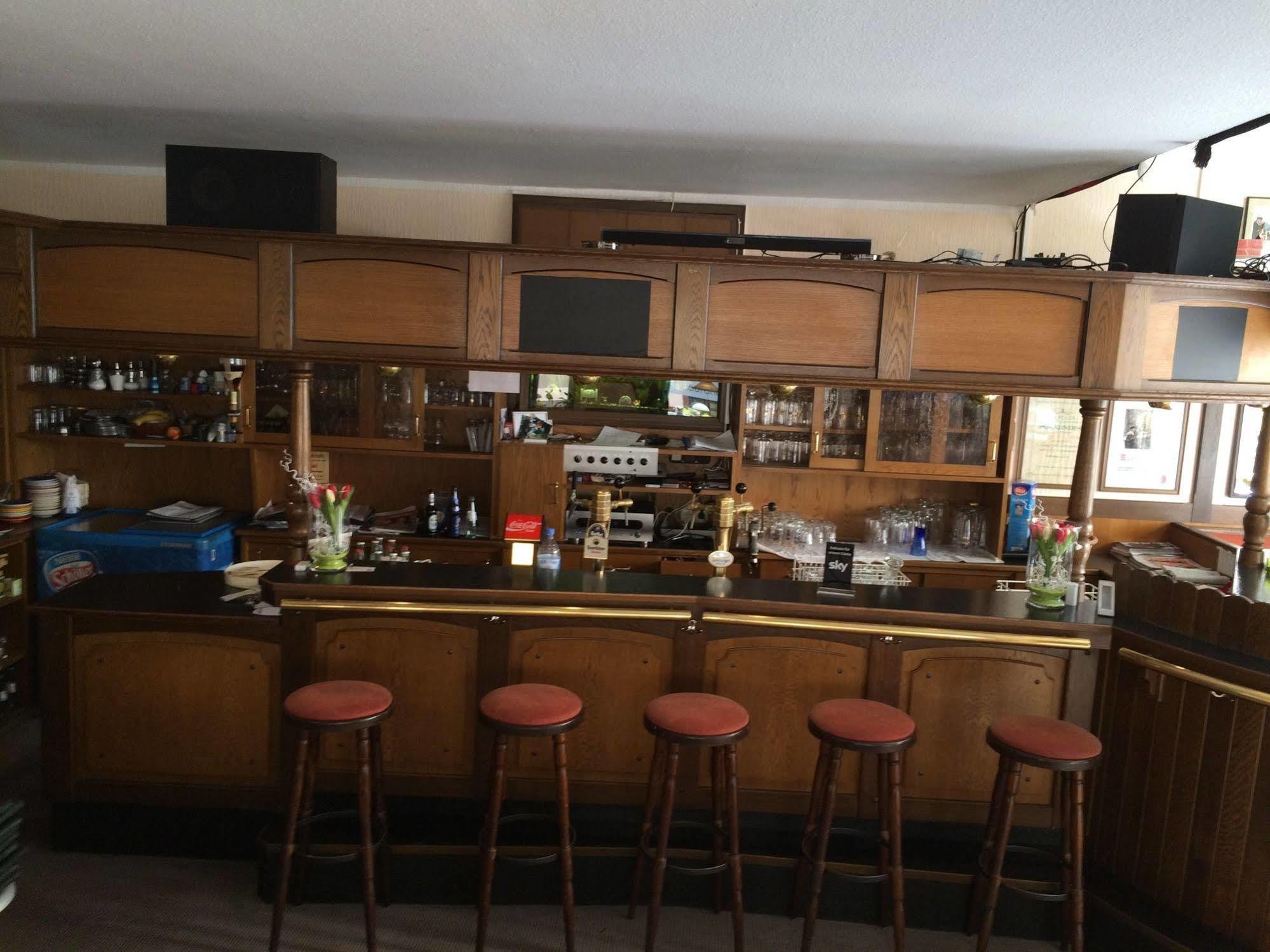 Hotel Restaurant Zumbusch Бад-Бертрих Экстерьер фото